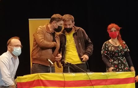Gabriel Rufián antes de la presentación del libro. Gabriel Rufián antes de la presentación del libro.