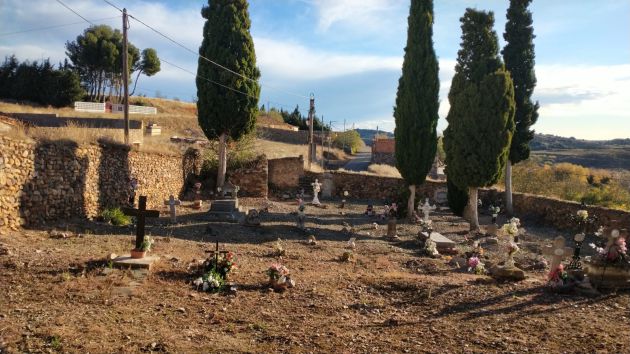 El cementerio romántico de Litago. El cementerio romántico de Litago.