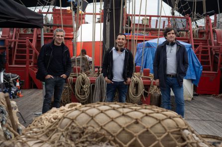 Alejandro Amenábar junto a los productores Alejandro Amenábar junto a los productores