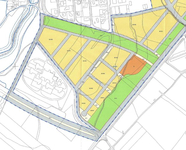 Plano en el que se observa la carretera al sur de la nueva urbanización Plano en el que se observa la carretera al sur de la nueva urbanización