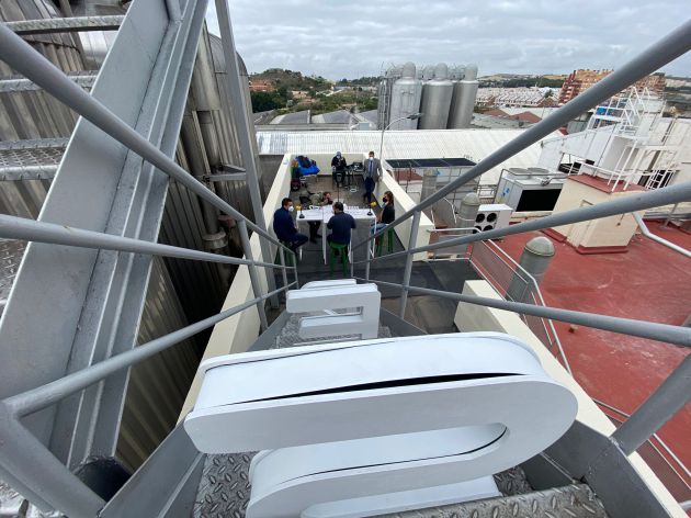 El estudio de grabación en la azotea de Estrella de levante El estudio de grabación en la azotea de Estrella de levante