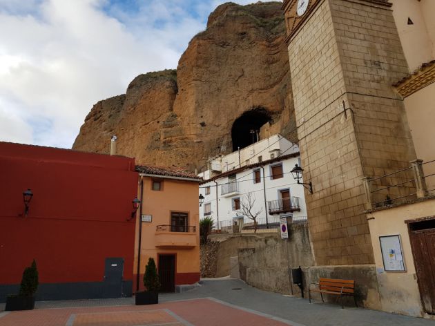 El turismo en general representa cerca del 8% del PIB y casi un 10% del empleo de Aragón El turismo en general representa cerca del 8% del PIB y casi un 10% del empleo de Aragón
