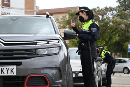 Imagen de uno de los controles, por el cierre perimetral, aplicado en Linares. Imagen de uno de los controles, por el cierre perimetral, aplicado en Linares.