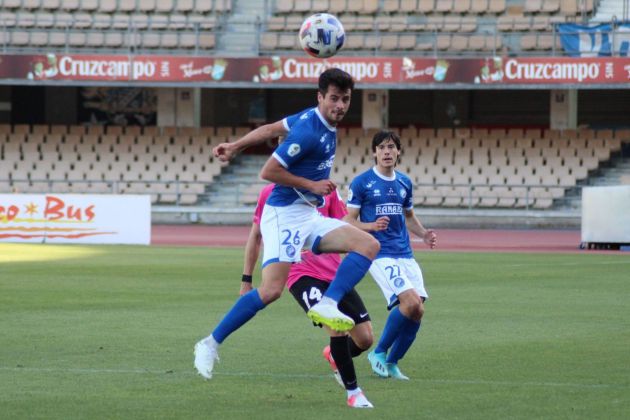El canterano Curro, de los mejores del partido El canterano Curro, de los mejores del partido