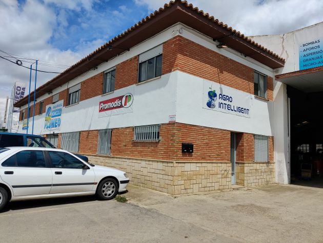 En el seno de otra empresa familiar creada hace 30 años en Monreal del Campo, Maquinaria Agrícola Plumed, nacía en 2019 Agro Intelligent En el seno de otra empresa familiar creada hace 30 años en Monreal del Campo, Maquinaria Agrícola Plumed, nacía en 2019 Agro Intelligent