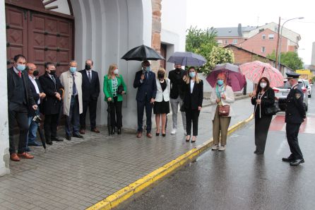Representantes de la corporación municipal acudieron a la Eucaristía en honor al patrón de Flores del Sil Representantes de la corporación municipal acudieron a la Eucaristía en honor al patrón de Flores del Sil