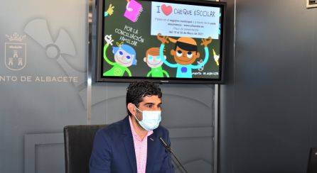 El concejal de Educación, José González El concejal de Educación, José González