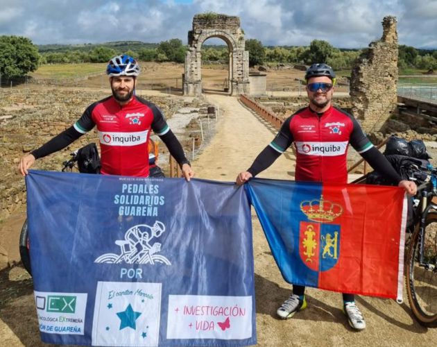 Carlos Marcelo y Carlos Barrero en la Ciudad Romana de Cáparra Carlos Marcelo y Carlos Barrero en la Ciudad Romana de Cáparra