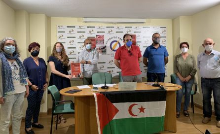 Organizadores y representantes de las organizaciones que apoyan la Marcha por la Libertad del Pueblo Saharui. Organizadores y representantes de las organizaciones que apoyan la Marcha por la Libertad del Pueblo Saharui.
