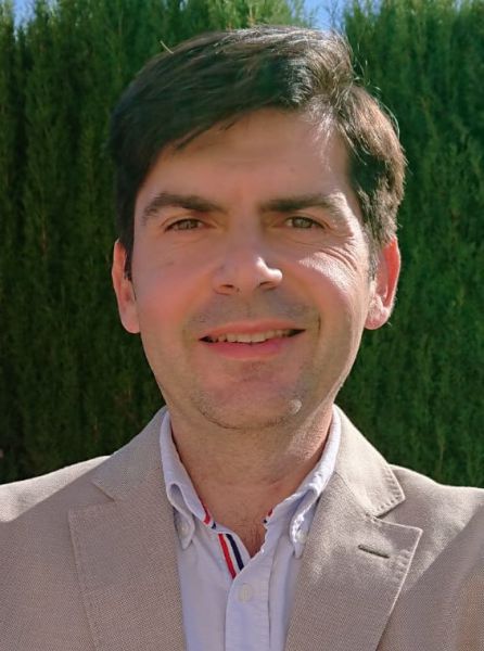 José Lázaro. José Lázaro.