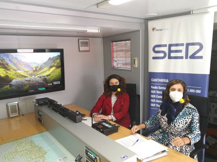 La consejera de Interior, Paula Fernández en el interior del puesto de mando avanzado del Gobieron Regional. La consejera de Interior, Paula Fernández en el interior del puesto de mando avanzado del Gobieron Regional.