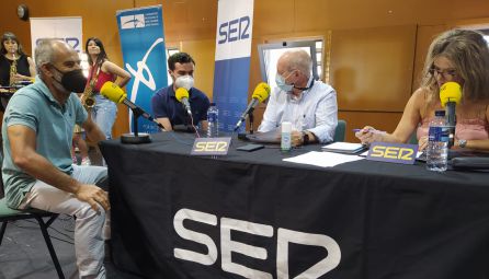 Hoy por Hoy Huelva en directo desde el Conservatorio Profesional de Música "Javier Perianes" de Huelva Hoy por Hoy Huelva en directo desde el Conservatorio Profesional de Música "Javier Perianes" de Huelva