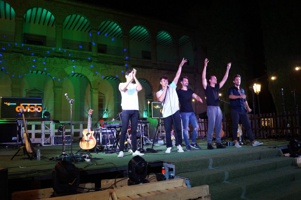 Las mejores imágenes del 'LOS40 Stage' con Dvicio en Guadalajara Las mejores imágenes del 'LOS40 Stage' con Dvicio en Guadalajara