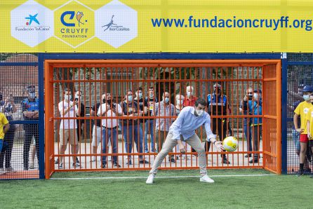 Iker Casillas también se probó un rato en la portería Iker Casillas también se probó un rato en la portería