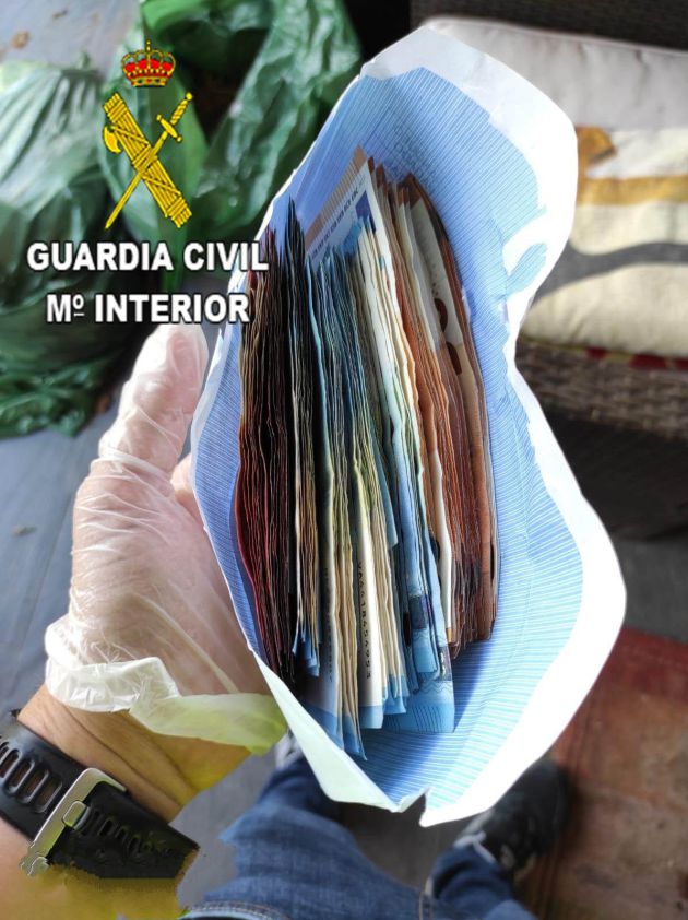 Dinero incautado Dinero incautado