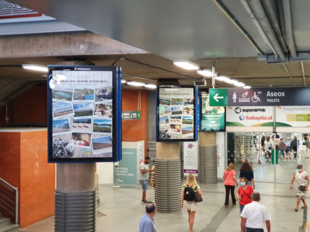 Imagen de los carteles que se exhiben en la estación de Atocha Imagen de los carteles que se exhiben en la estación de Atocha