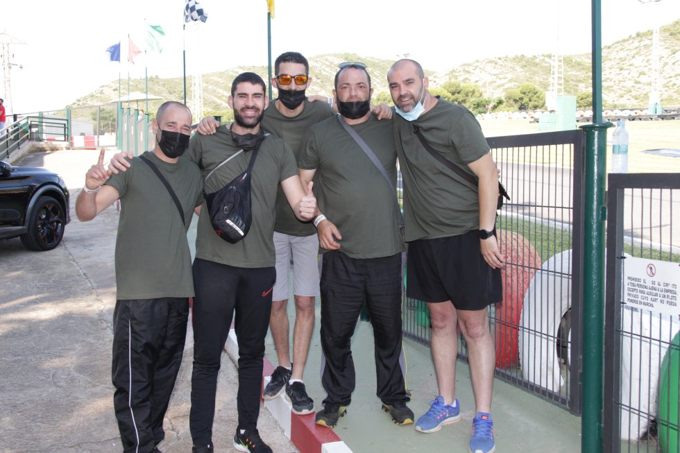 Uno de los equipos participantes Uno de los equipos participantes
