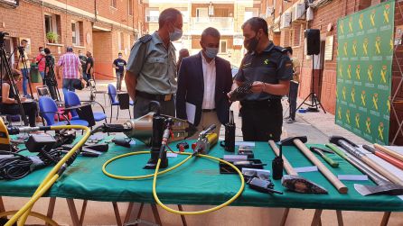 Objetos desarticulados en la operación de la Guardia Civil Objetos desarticulados en la operación de la Guardia Civil