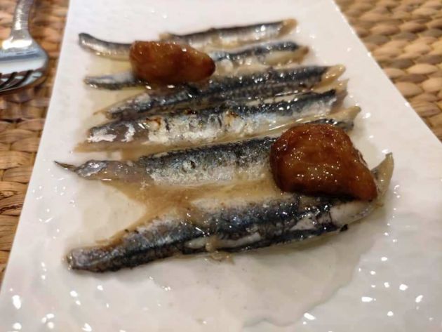 Boquerones asados en vinagre de oloroso Boquerones asados en vinagre de oloroso