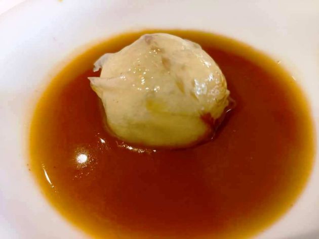 Salsa marinera con barquito, moluscos y papada Salsa marinera con barquito, moluscos y papada