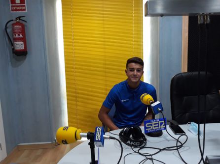 Adrián López en nuestros estudios Adrián López en nuestros estudios