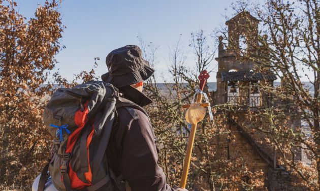 Los peregrinos vuelven a recorrer los pueblos de Cuenca por la Ruta de la Lana. Los peregrinos vuelven a recorrer los pueblos de Cuenca por la Ruta de la Lana.