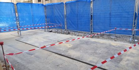 Así ha quedado la zona, tapada, hasta que Patrimonio decida qué hacer Así ha quedado la zona, tapada, hasta que Patrimonio decida qué hacer