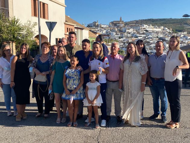 Fátima Gálvez junto a su familia. Fátima Gálvez junto a su familia.