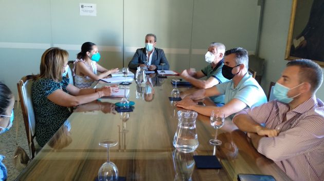 Los alcaldes han planteado la necesidad de poner en funcionamiento al completo el CHARE Los alcaldes han planteado la necesidad de poner en funcionamiento al completo el CHARE