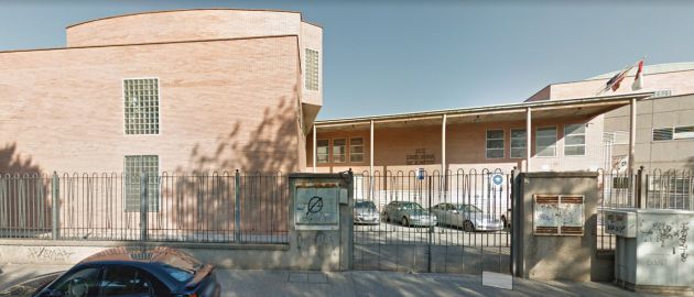 Fachada del IES "Santa María de Alarcos" de Ciudad Real Fachada del IES "Santa María de Alarcos" de Ciudad Real