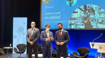 De izda a dcha: Emilio Gayo, Alfonso Fernández Mañueco y Daniel de la Rosa De izda a dcha: Emilio Gayo, Alfonso Fernández Mañueco y Daniel de la Rosa