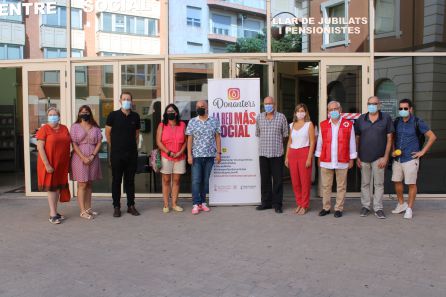 Representantes de entidades y empresas organizadoras y colaboradoras. Representantes de entidades y empresas organizadoras y colaboradoras.