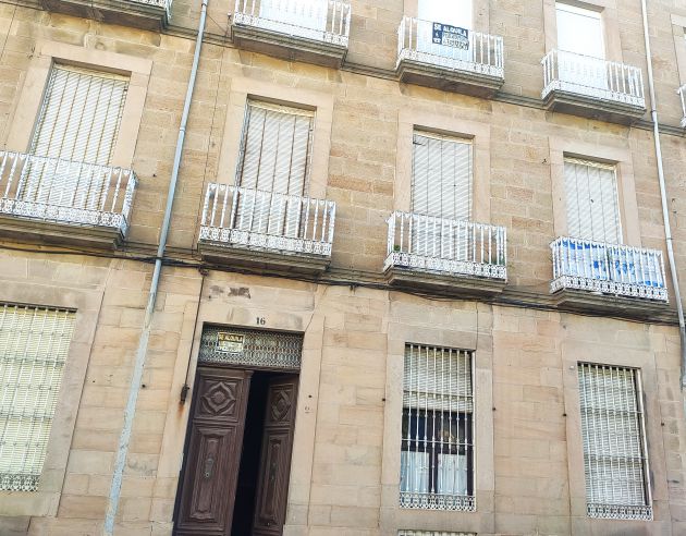 Vivienda en alquiler en Linares. Vivienda en alquiler en Linares.
