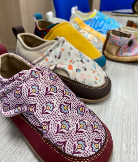 Lobitos y paulitos, zapatos con tejidos naturales saludables y suela flexible Lobitos y paulitos, zapatos con tejidos naturales saludables y suela flexible