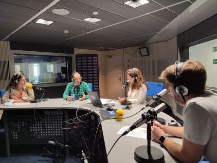 El Doctor Fernando Marín, asesor de la Asociación 'Derecho a Morir Dignamente' en los estudios de Hoy por Hoy Madrid El Doctor Fernando Marín, asesor de la Asociación 'Derecho a Morir Dignamente' en los estudios de Hoy por Hoy Madrid