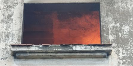 La habitación llegó a tener hasta 1.500 grados de temperatura por las llamas La habitación llegó a tener hasta 1.500 grados de temperatura por las llamas