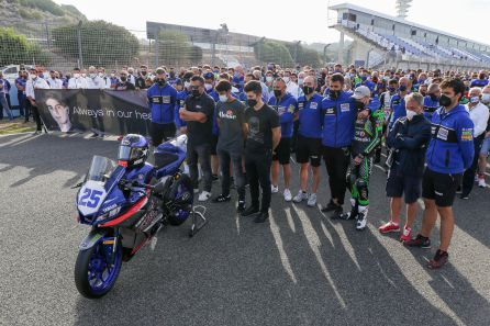 Emotivo minuto de silencio en el Circuito de Jerez Emotivo minuto de silencio en el Circuito de Jerez