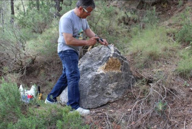 Vázquez trabajando en una pieza Vázquez trabajando en una pieza