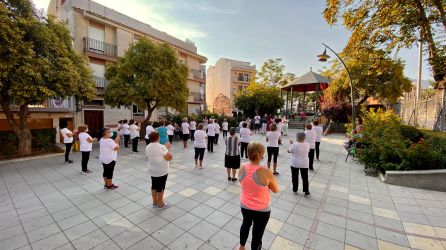 Momento de la clase de gimnasia Momento de la clase de gimnasia
