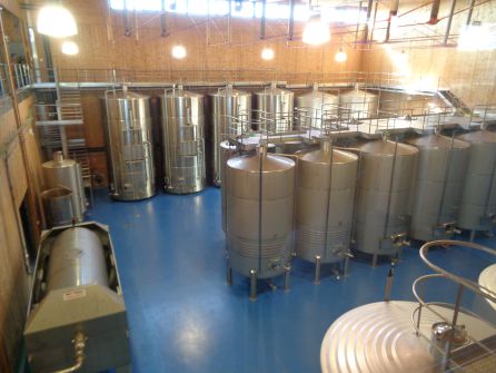 Depósitos de la bodega Depósitos de la bodega