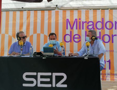 El alcalde de Albalat del Sorells, en un momento de la entrevista. El alcalde de Albalat del Sorells, en un momento de la entrevista.