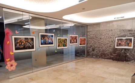 La exposición muestra las fotografías de las mujeres que han participado en el calendario de 2021 La exposición muestra las fotografías de las mujeres que han participado en el calendario de 2021