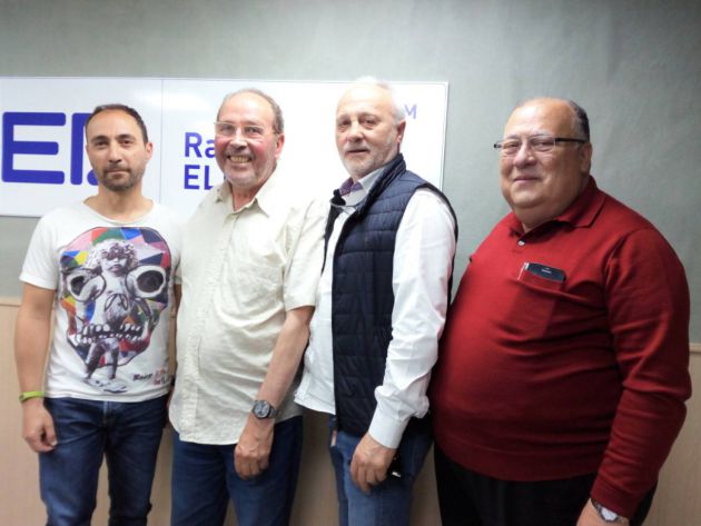 Manuel López, Jº Luis Martínez, Manuel Palao y Antonio Molina, en el estudio de Radio Elda al finalizar el programa Hoy por Hoy Elda Vinalopó Manuel López, Jº Luis Martínez, Manuel Palao y Antonio Molina, en el estudio de Radio Elda al finalizar el programa Hoy por Hoy Elda Vinalopó