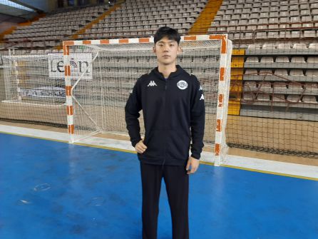 Kim Jinyoung pisó su nueva casa Kim Jinyoung pisó su nueva casa