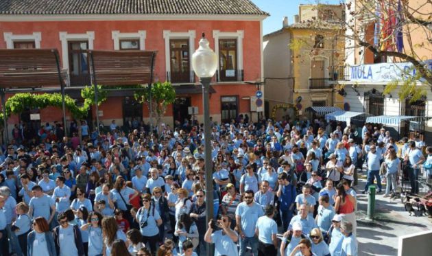 Imagen de la concentración vecinal convocada por la plataforma 'Mula por su Castillo' el 10 de abril de 2016 Imagen de la concentración vecinal convocada por la plataforma 'Mula por su Castillo' el 10 de abril de 2016