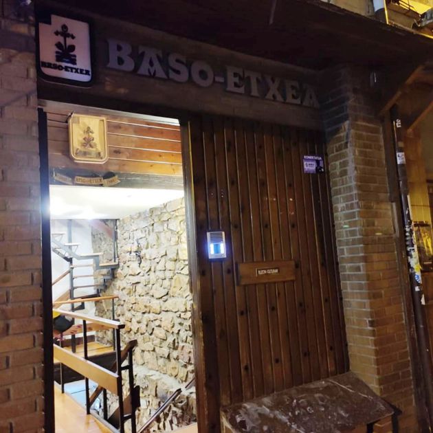 Sede de la sociedad cultura y recreativa gastronómica Baso-Etxea Sede de la sociedad cultura y recreativa gastronómica Baso-Etxea