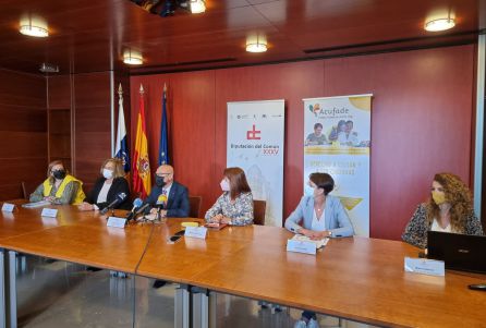 Presentación del I Estudio sobre cuidadoras familiares en Canarias Presentación del I Estudio sobre cuidadoras familiares en Canarias