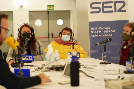 Sara Rodríguez, Ana María Ferrer y Rafael Romero en el especial Hoy por Hoy Córdoba desde Fepamic
Sara Rodríguez, Ana María Ferrer y Rafael Romero en el especial Hoy por Hoy Córdoba desde Fepamic
