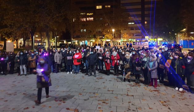 El parque del Salón ha acogido el acto central de la Plataforma por los Derechos de las Mujeres en el Día Contra la Violencia Machista El parque del Salón ha acogido el acto central de la Plataforma por los Derechos de las Mujeres en el Día Contra la Violencia Machista