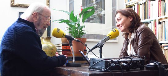 Caballero Bonald: "Si yo fuera más joven, habría puesto tierra de por medio" Caballero Bonald: "Si yo fuera más joven, habría puesto tierra de por medio"